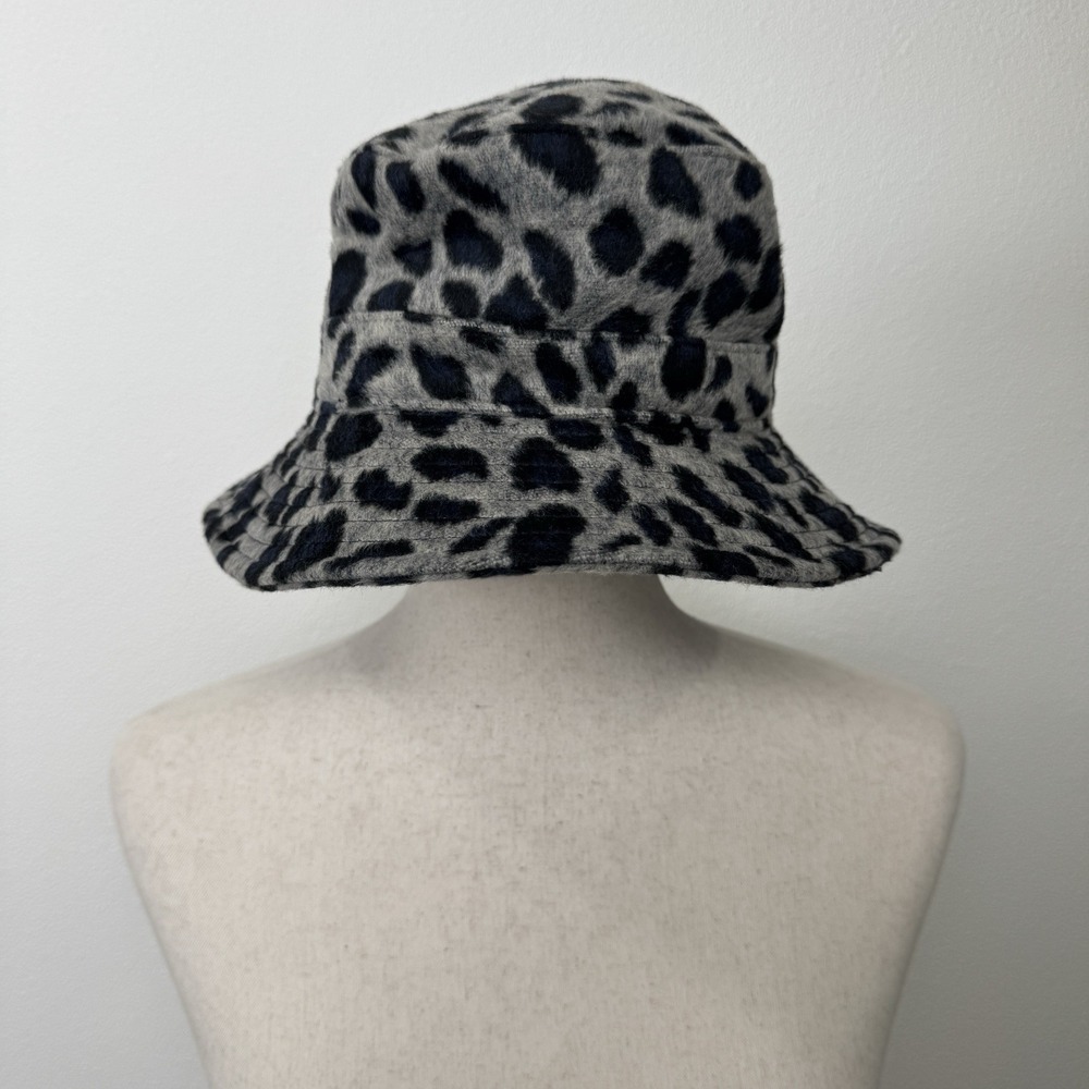 NEW Wyeth Bucket Hat Womens One Size Gray Leopard Print Fuzzy Retro Y2K 90s Boho - Picture 5 of 16